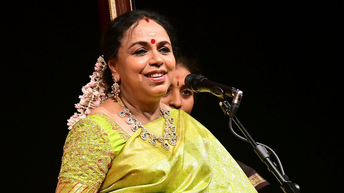 Sudha Ragunathan presents an imaginative Sankarabharanam alapana